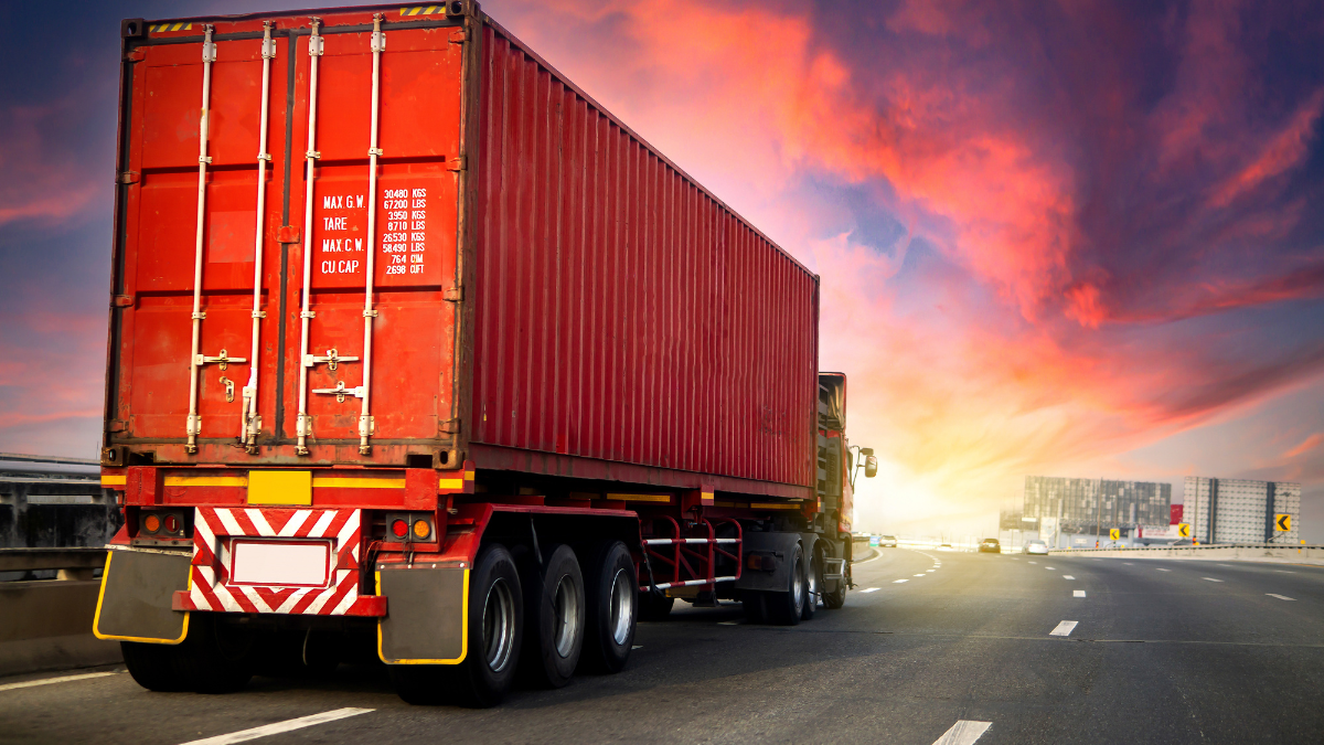 Truck accidents differ significantly from regular car accidents due to the size and weight of commercial trucks and the complexities of the trucking industry. A Tennessee truck accident attorney is crucial because these cases often involve: