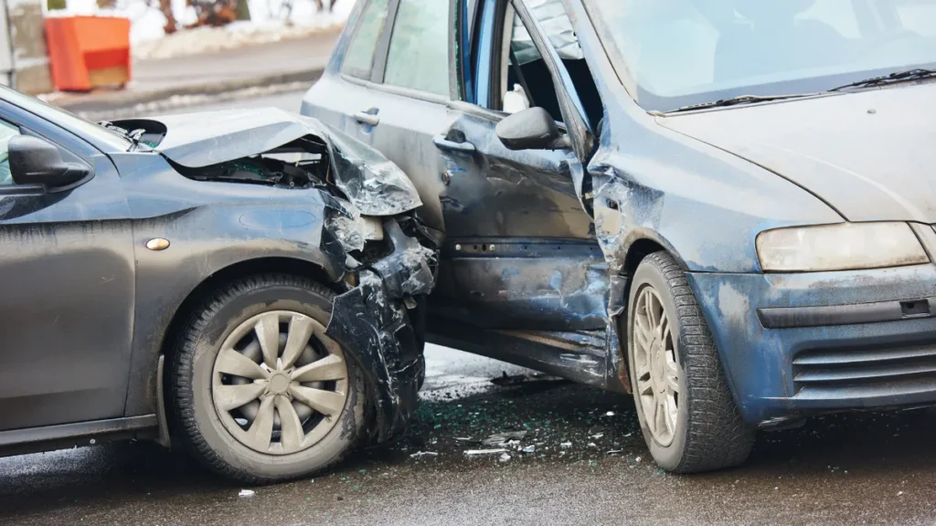 Dealing with the aftermath of a car accident can be overwhelming. Medical bills, vehicle repairs, and time off work can add up quickly. Insurance companies often try to minimize payouts or deny claims entirely, leaving victims without the compensation they need. This is where a skilled rear-end collision lawyer in Nashville becomes essential.