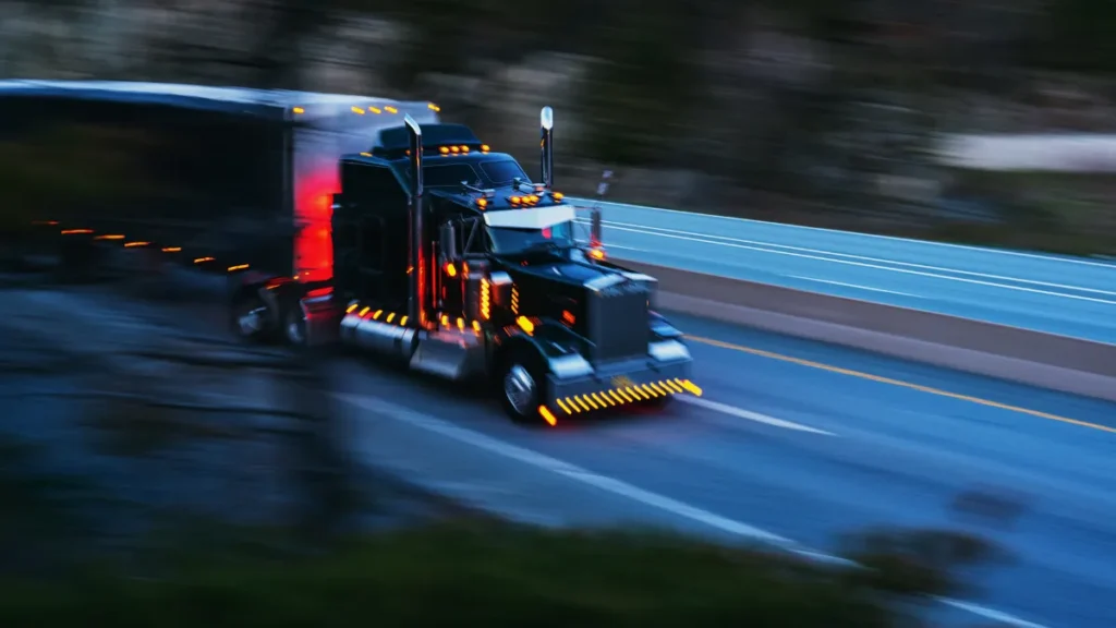 Truck accidents often result in catastrophic damages due to the sheer size and weight of commercial vehicles. Nashville's bustling roadways see thousands of trucks passing daily, increasing the risk of accidents. Common causes include driver fatigue, improper maintenance, reckless driving, or mechanical failure.