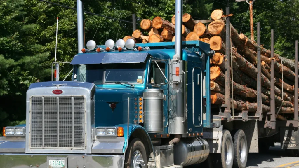 Logging trucks are used to haul logs from forests to mills or storage facilities. These trucks often operate in rural or mountainous areas, where uneven terrain can increase the risk of tipping over. Improperly secured logs can also fall during transit, causing severe accidents and road obstructions.